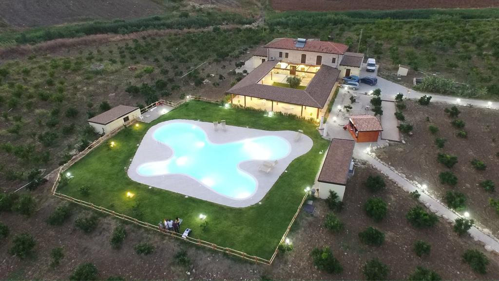 Tenuta Lanza Il Mulino Acquaviva Platani 외부 사진