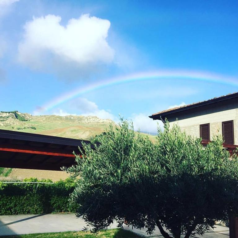 Tenuta Lanza Il Mulino Acquaviva Platani 외부 사진